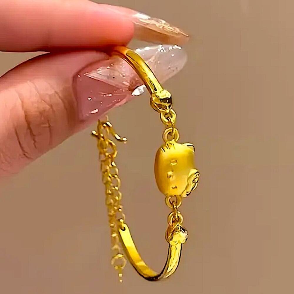 Hello Kitty Gold Plated Bracelet Three Dimensional Gift for little Girl